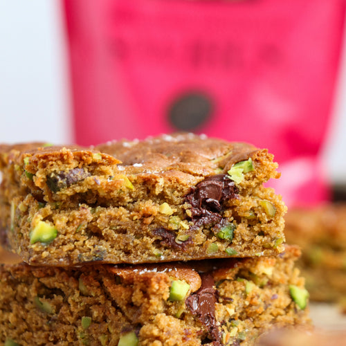 Recipe: Pistachio chocolate blondies